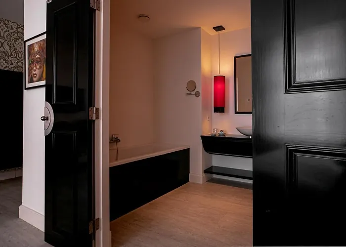 Le Theatre 4* Maastricht