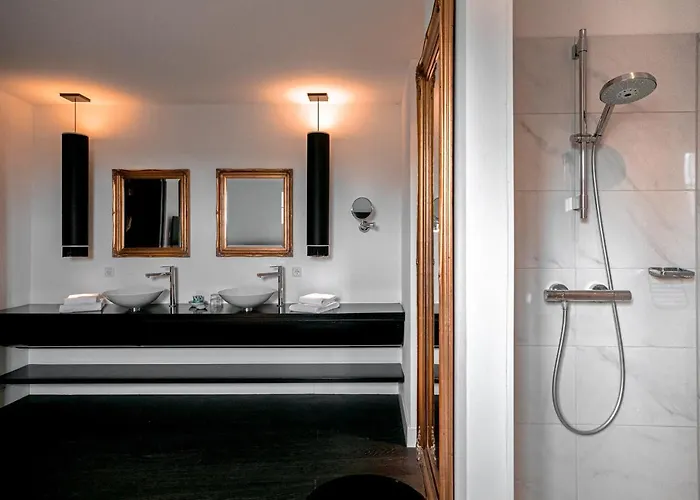 Le Theatre 4* Maastricht