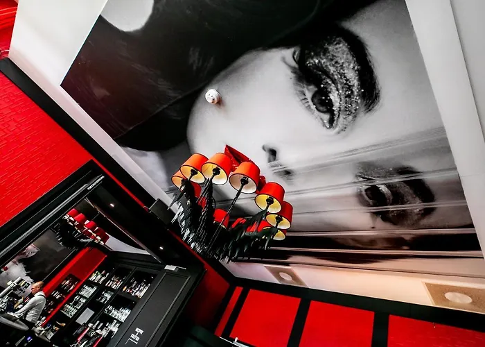 Le Theatre 4* Maastricht