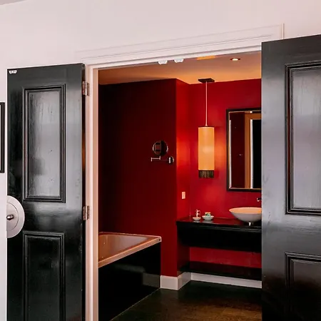 Le Theatre 4* Maastricht