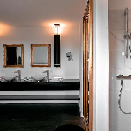 Le Theatre 4* Maastricht