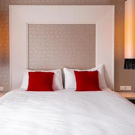 Le Theatre 4* Maastricht