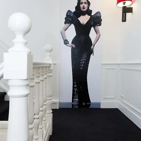 Ξενοδοχείο Le Theatre 4*